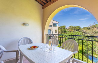 Photo 3 - Appartement de 2 chambres à Six-Fours-les-Plages avec piscine et terrasse