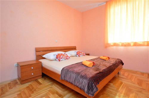 Foto 8 - Appartamento con 2 camere da letto a Trogir con piscina e vista mare