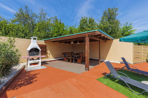 Photo 30 - Maison de 4 chambres à Umag avec piscine privée et jardin