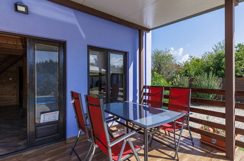 Foto 3 - Haus mit 4 Schlafzimmern in Umag mit privater pool und garten