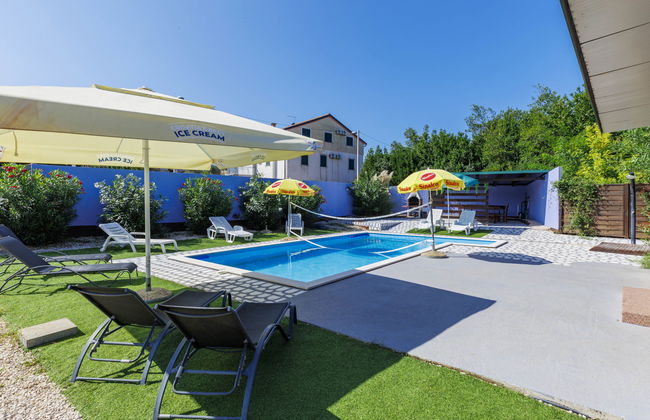Casa de 5 quartos em Umag com piscina privada e jardim - Foto 11