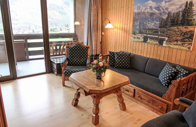 Apartamento de 3 quartos em Disentis/Mustér com piscina e jardim - Foto 2