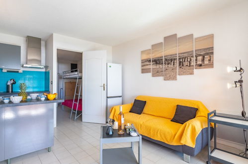 Foto 9 - Apartamento de 1 quarto em Six-Fours-les-Plages com piscina e terraço