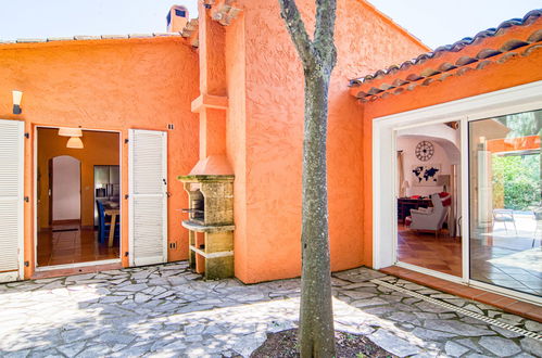 Photo 33 - Maison de 4 chambres à Bagnols-en-Forêt avec piscine privée et jardin