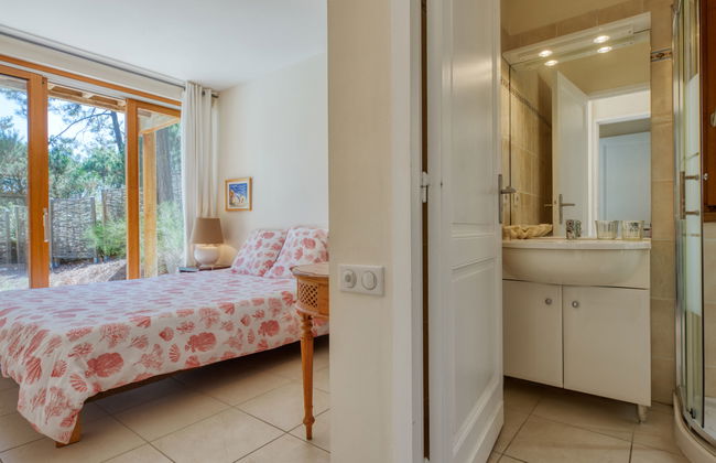 Casa de 6 quartos em Lacanau com piscina privada e jardim - Foto 24