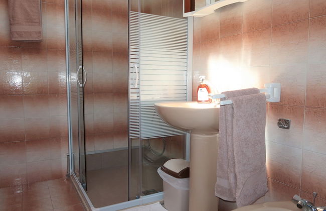 Apartamento de 2 quartos em Mošćenička Draga com piscina privada e jardim - Foto 26