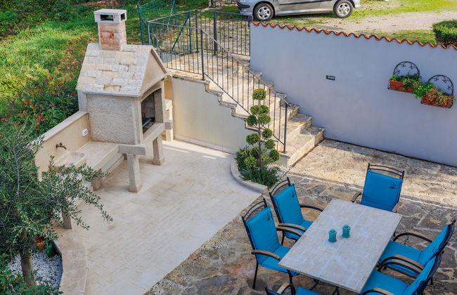 Casa de 4 quartos em Buje com piscina e jardim - Foto 15