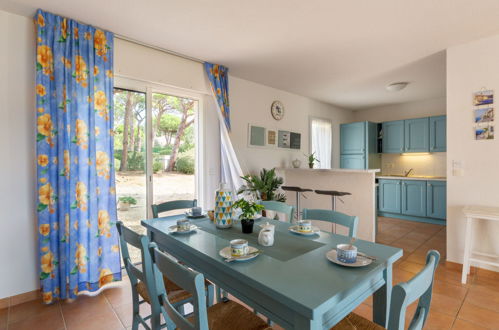 Photo 10 - 3 bedroom House in Roquebrune-sur-Argens with private pool and sea view