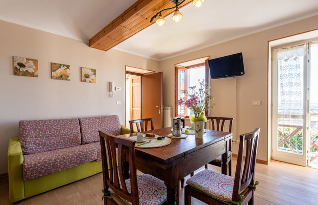 Casa de 3 quartos em Cossombrato com piscina e jardim - Foto 6