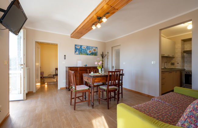 Casa de 3 quartos em Cossombrato com piscina e jardim - Foto 4
