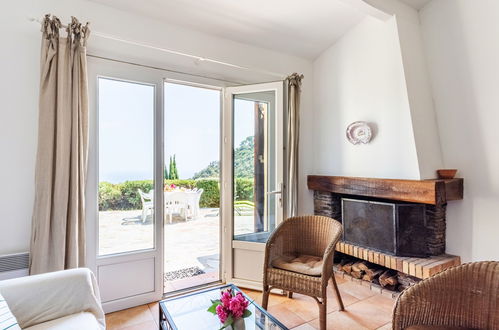 Photo 7 - Maison de 2 chambres à Cavalaire-sur-Mer avec piscine et jardin