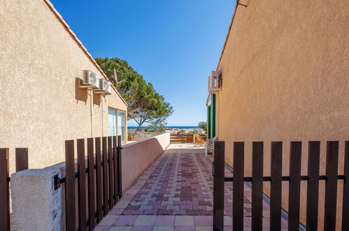 Photo 22 - Maison de 1 chambre à Fleury avec terrasse et vues à la mer