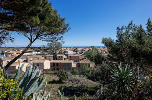 Photo 23 - Maison de 1 chambre à Fleury avec terrasse et vues à la mer