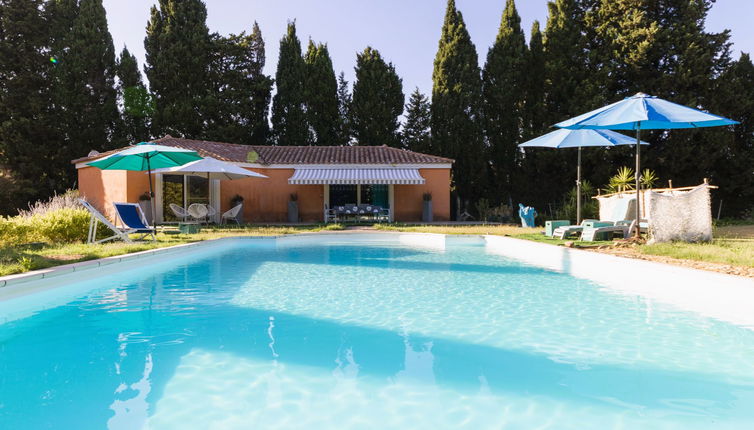 Foto 1 - Casa de 1 quarto em Châteaurenard com piscina privada e jardim