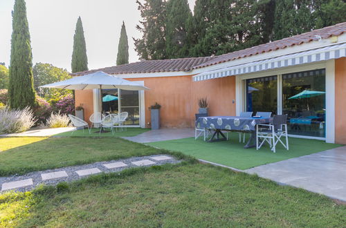 Foto 2 - Casa de 1 quarto em Châteaurenard com piscina privada e jardim