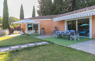 Foto 2 - Casa de 1 quarto em Châteaurenard com piscina privada e jardim