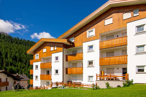 Foto 1 - Appartamento con 1 camera da letto a Selva di Val Gardena con terrazza e vista sulle montagne