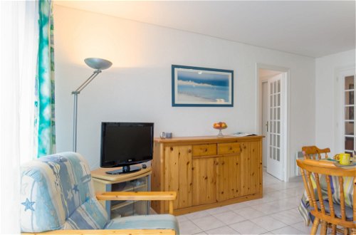 Photo 9 - 2 bedroom Apartment in Concarneau with sea view