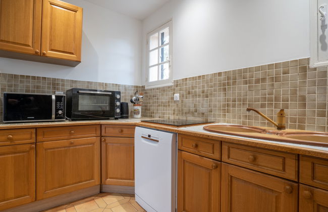 Casa de 6 quartos em Fréjus com piscina privada e jardim - Foto 11
