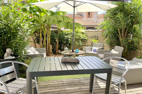 Photo 18 - 2 bedroom House in La Teste-de-Buch with swimming pool and garden