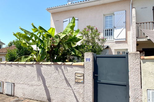 Foto 3 - Casa de 2 quartos em La Teste-de-Buch com piscina e jardim