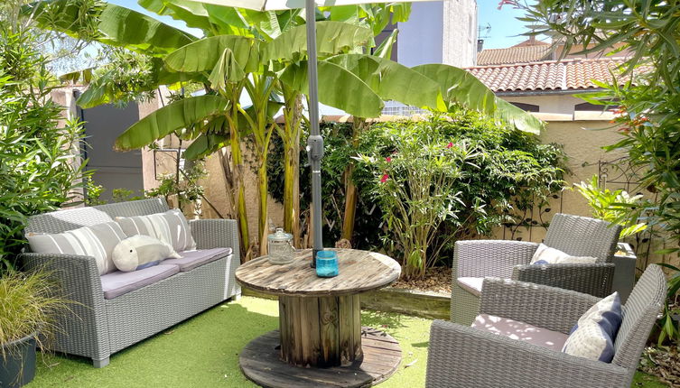 Photo 1 - 2 bedroom House in La Teste-de-Buch with swimming pool and garden