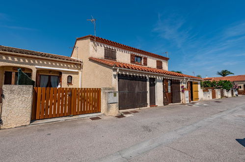 Photo 25 - Maison de 2 chambres à Saint-Cyprien avec terrasse et vues à la mer