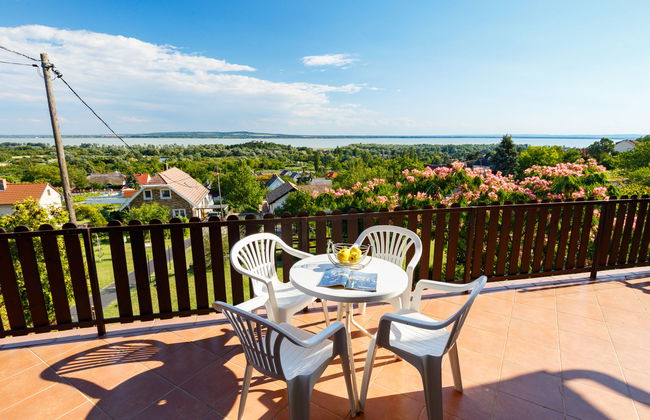 Casa de 3 quartos em Vonyarcvashegy com jardim e terraço - Foto 18