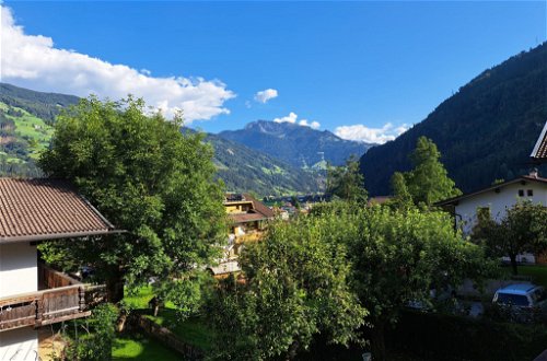 Foto 29 - Appartamento con 3 camere da letto a Aschau im Zillertal con giardino e vista sulle montagne