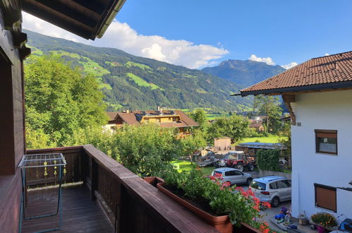 Foto 27 - Appartamento con 3 camere da letto a Aschau im Zillertal con giardino e vista sulle montagne