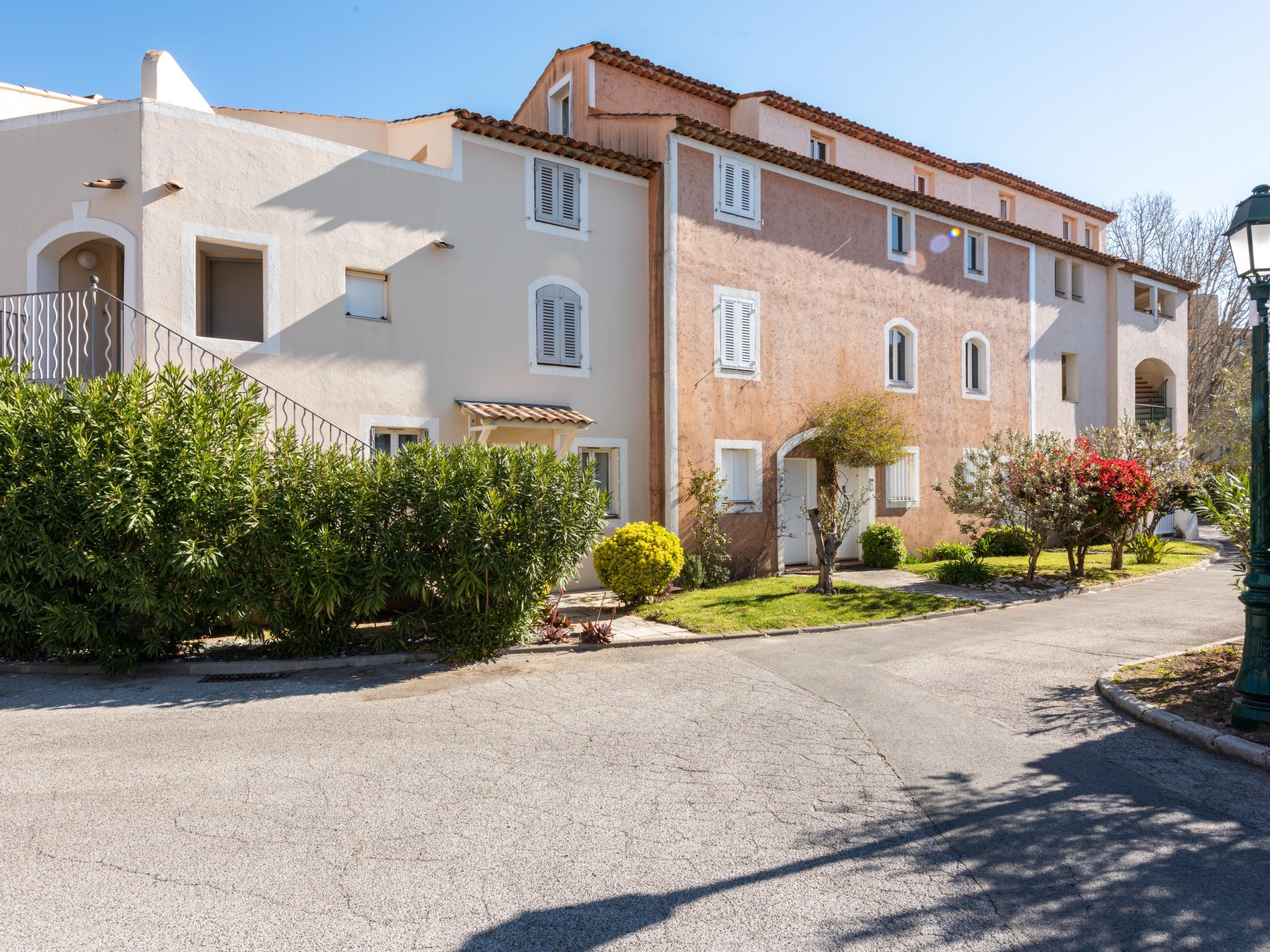 Foto 17 - Apartamento de 1 habitación en Grimaud con terraza y vistas al mar