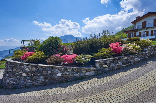 Foto 18 - Apartamento de 2 quartos em Gravedona ed Uniti com terraço e vista para a montanha