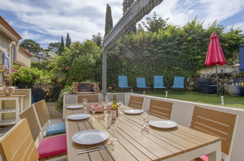 Foto 6 - Haus mit 3 Schlafzimmern in Six-Fours-les-Plages mit garten und terrasse