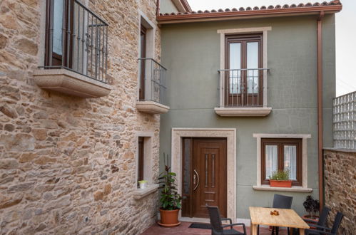 Photo 25 - Maison de 4 chambres à Malpica de Bergantiños avec jardin et vues à la mer