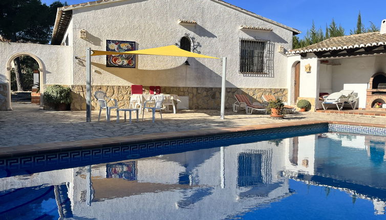 Foto 1 - Casa de 4 quartos em Jávea com piscina privada e vistas do mar