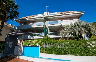 Foto 1 - Apartamento de 1 habitación en San Benedetto del Tronto con terraza y vistas al mar