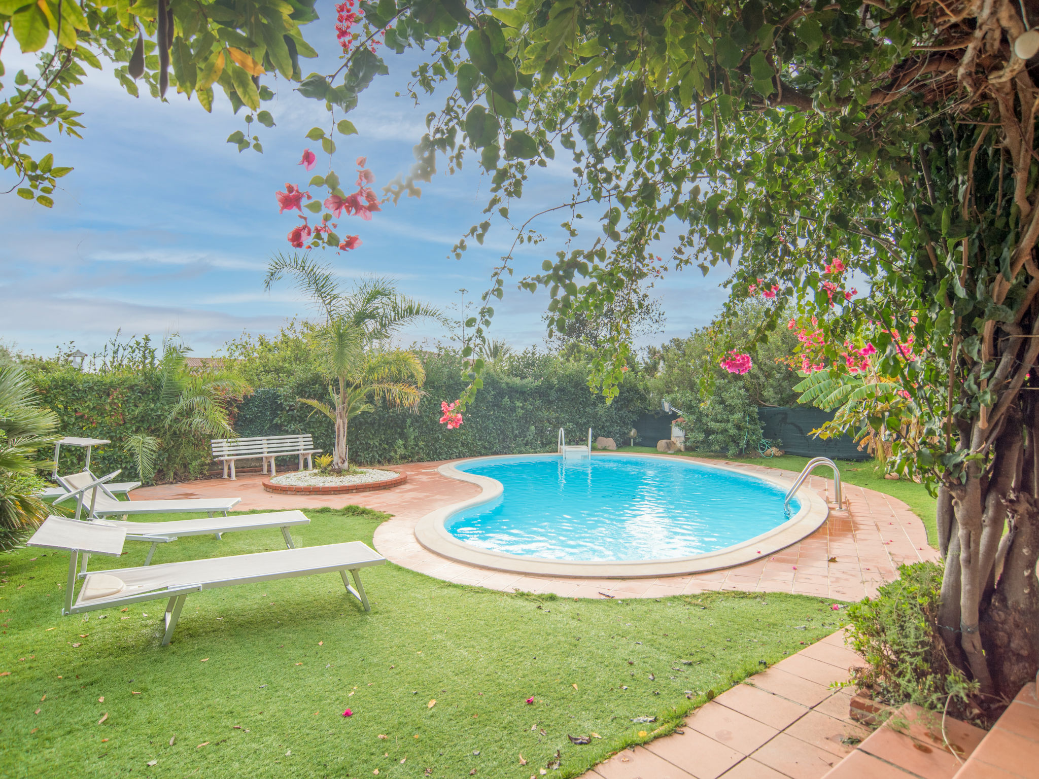 Foto 3 - Casa de 4 quartos em Muravera com piscina privada e vistas do mar