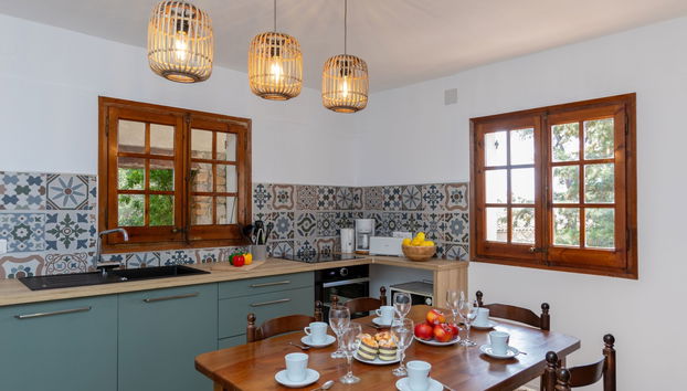 4 bedroom House in l'Escala with garden and terrace - Photo 4