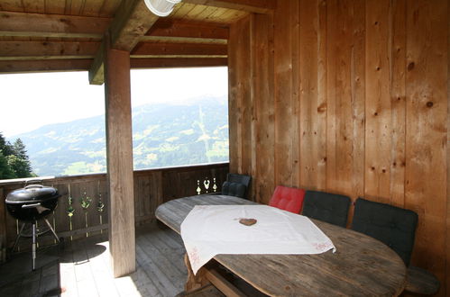 Foto 2 - Haus mit 4 Schlafzimmern in Stummerberg mit terrasse und blick auf die berge