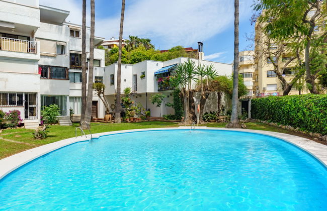 3 bedroom Apartment in Marbella with swimming pool and garden - Photo 21