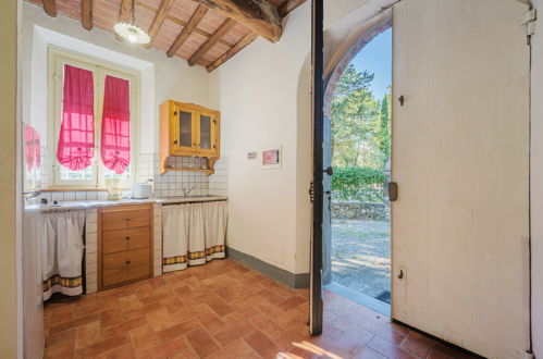 Foto 8 - Apartamento em Lucca com piscina e jardim