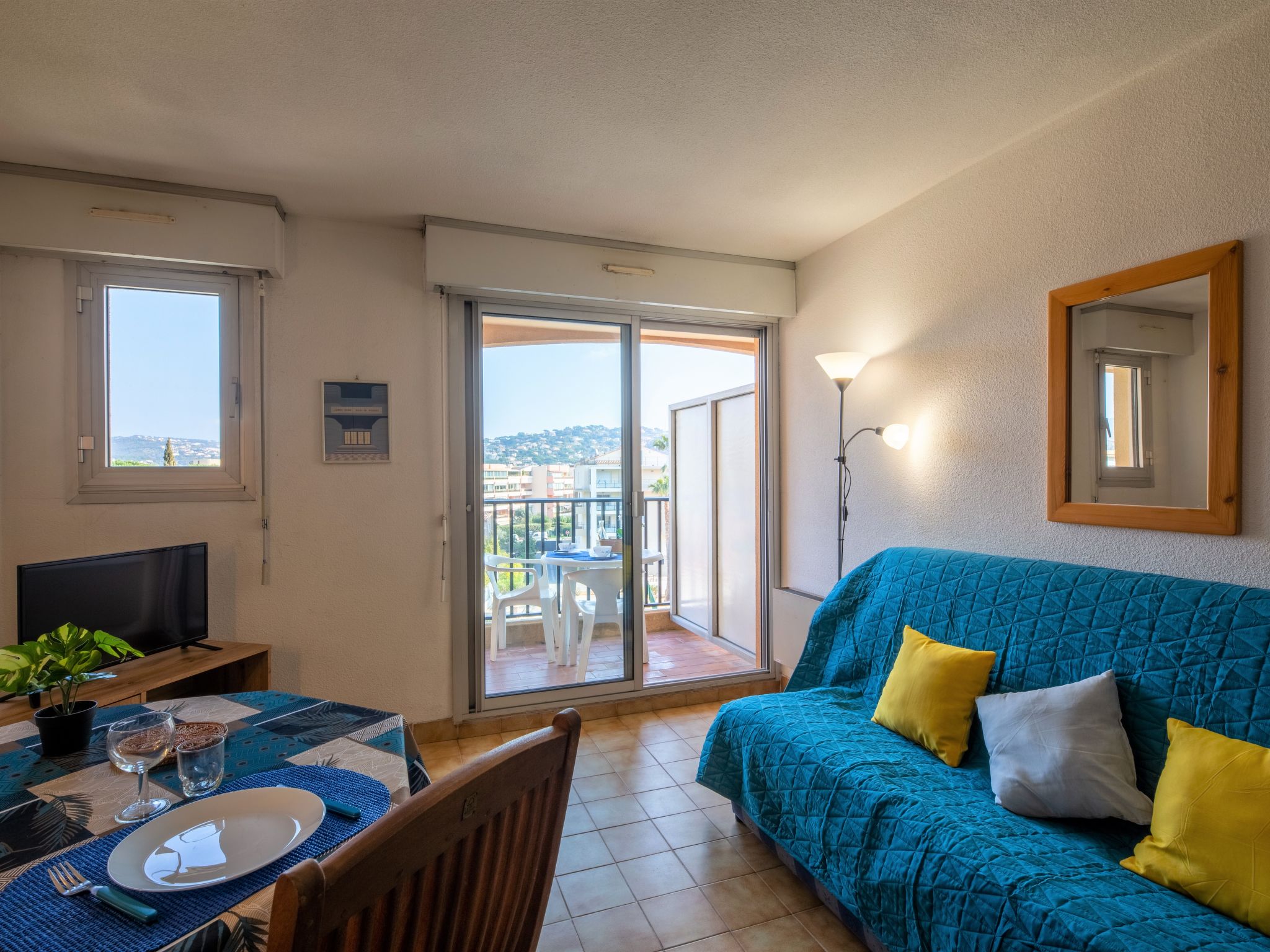 Foto 7 - Apartamento en Sainte-Maxime con piscina y vistas al mar