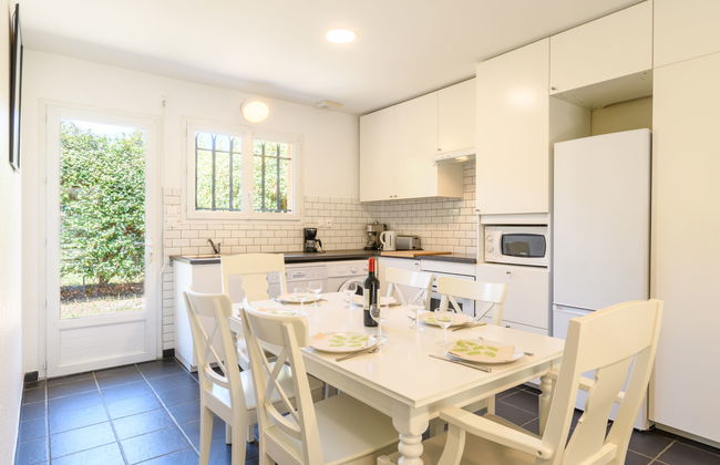 Casa de 4 quartos em Saint-Julien-en-Born com jardim e terraço - Foto 3