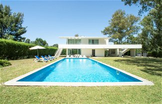 Foto 1 - Casa con 3 camere da letto a Portimão con piscina privata e vista mare