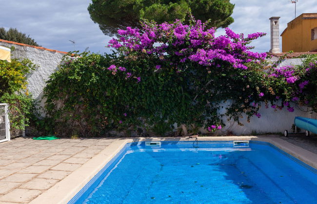 Casa de 4 quartos em l'Escala com piscina privada e jardim - Foto 16