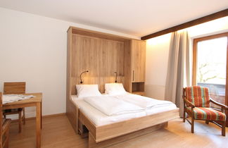 Foto 3 - Apartamento en Fügen con jardín y sauna