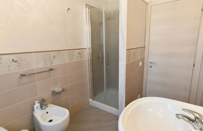 Casa de 5 quartos em Floridia com piscina privada e jardim - Foto 22