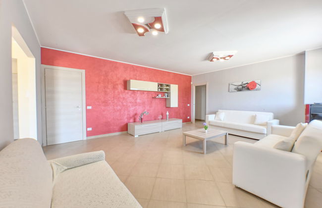 Casa de 5 quartos em Floridia com piscina privada e jardim - Foto 4