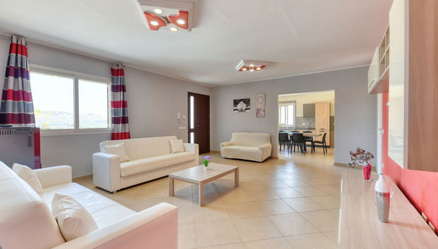 Casa de 5 quartos em Floridia com piscina privada e jardim - Foto 5