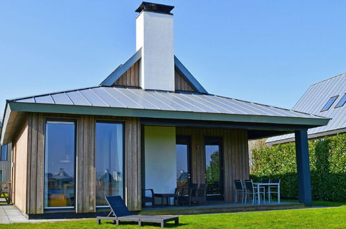 Photo 2 - Maison de 2 chambres à Tholen avec terrasse et vues à la mer